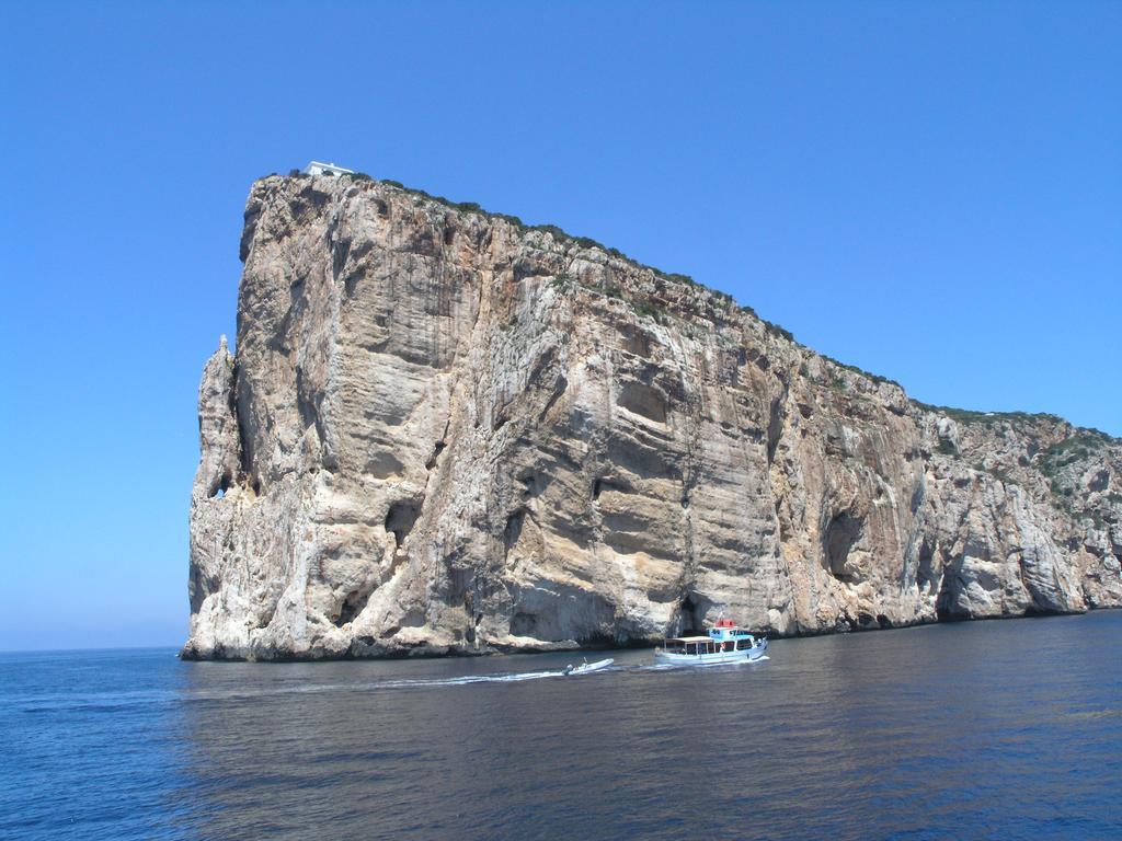 Giramondo Sardegna Affittacamere อาลเกโร ภายนอก รูปภาพ